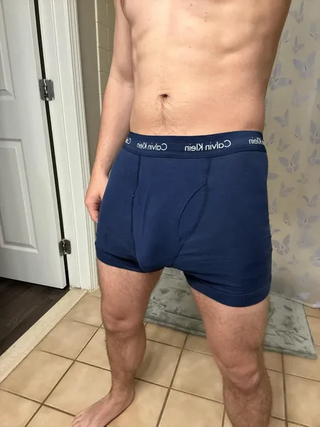 28 straight, hard to hide