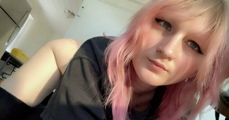 im sooo bored somebody play overwatch with me >:3